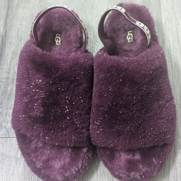 UGG Fluff Yeah Slides - Picture 2 of 6